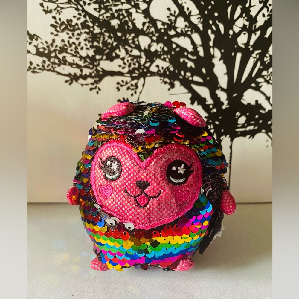 Authentic Rare Smiggle Hug-A-Bud
Reversible 'flip em' Sequins Squishy